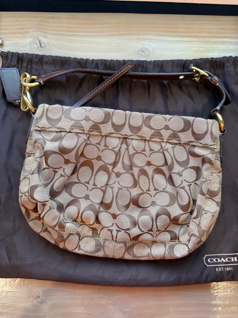 Coach Khaki and Brown Signature Shoulder Bag - Picture 2 of 10